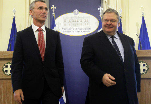 Conférence de presse conjointe du vice-Premier ministre et ministre des Affaires étrangères, E. Vénizélos  et du Secrétaire général de l'OTAN, J. Stoltenberg à l'issue de leur rencontre (Athènes, 30/10/2014)