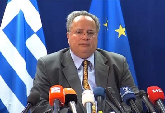 Première prise de position du ministre des Affaires étrangères, N. Kotzias lors d'une conférence de presse à l'issue du Conseil extraordinaire des Affaires étrangères de l'UE sur l'Ukraine (Bruxelles, 29 janvier 2015)