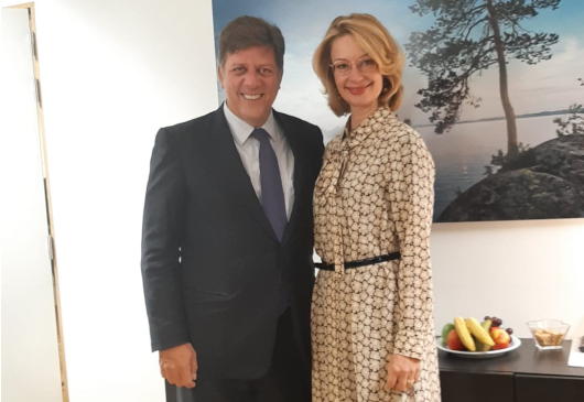 Entretien du ministre délégué aux Affaires étrangères, Miltiadis Varvitsiotis, avec son homologue finlandaise, Tytti Tuppurainen (Bruxelles, 10 septembre 2019)