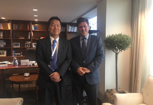  Rencontre du ministre délégué aux Affaires étrangères, Miltiadis Varvitsiotis avec l’ambassadeur du Japon, Yasuhiro Shimizu (27.09.2019)