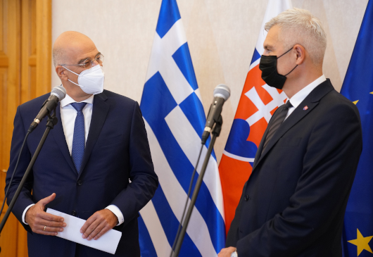 Déclaration du ministre des Affaires étrangères, Nikos Dendias, à l’issue de sa rencontre avec son homologue slovaque, Ivan Korčok (Bratislava, 08.10.2020)