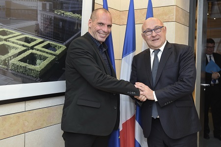 Entrevue à Paris du ministre grec des Finances M. Yanis Varoufakis avec son homologue français M. Michel Sapin (05 mai 2015)