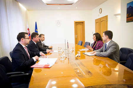 Handover of copies of credentials of new Ambassador Mrs Maria Louisa Marinakis to Minister of Foreign and European Affairs of the Slovak Republic. 