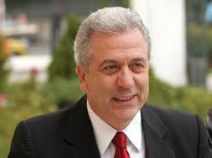 london/avramopoulos2.JPG